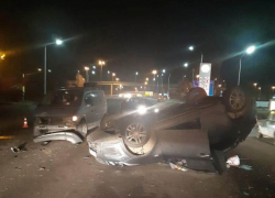 Опубликовано видео страшной аварии у воронежского ТЦ «Твой дом»