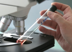 Трехлетнюю девочку заразили гепатитом С в Воронежской области