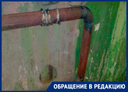 "«УК Ленинского района» нас игнорирует", – у воронежцев прохудился подъезд, но это посчитали нормой
