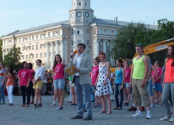 В Воронеже Платоновский фестиваль открылся Танцем человека и экскаватора (ФОТО-ВИДЕО)