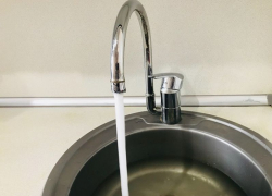 Коммунальщики устранили аварию, оставившую без воды шесть улиц Воронежа