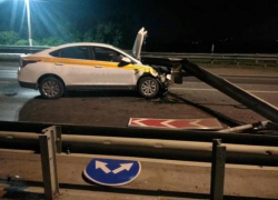  Последствия ДТП с такси и пострадавшими показали на видео под Воронежем 