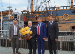 Председатель «Справедливой России» Сергей Миронов в Воронеже посетил музей «Гото Предестинация»