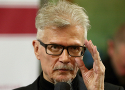 По оскандалившемуся в Воронеже Прилепину жестко прошелся Эдуард Лимонов