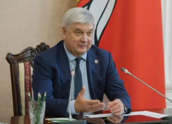 Александр Гусев запустил этап наставничества в программе «Герои земли Воронежской»