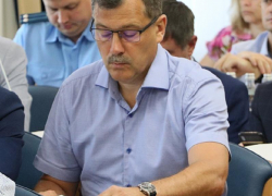 Экс-кандидат в губернаторы и главный коммунист гордумы отмечает 53-летие в Воронеже
