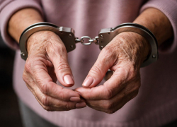 Женщину оштрафовали на 50 тысяч за то, что не сообщила о подруге-террористке в Воронеже