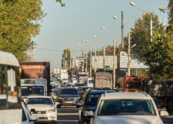 Трёхкилометровая пробка из-за массовой аварии парализовала Московский проспект в Воронеже
