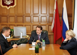 Елена Ищенко показала губернатору нового директора Театра Оперы и балета