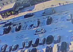  «Скорая» попала в ловушку в воронежском ЖК