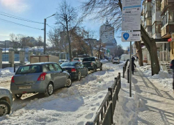 «Считаю, что справляются»: мэр Воронежа оценил уборку платных парковок от снега 