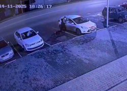 Финансовый конфликт толкнул воронежца на плохой поступок под камерой 