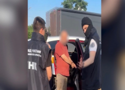 Тайник на колесах: в Воронежской области задержали курьера с крупной партией наркотиков 