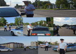 Сотрудники Госавтоинспекции проводят проверки водителей в Воронежской области