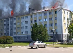 После удара «Градами» в Шебекино горит общежитие  