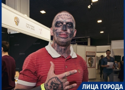 Татуировки не мешают знакомиться с девушками, - воронежский Zombie Boy 