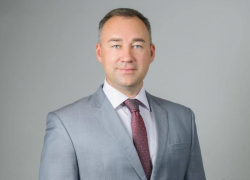 Банкир, спортсмен, переводчик: что известно о депутате воргордумы Никодимове