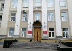 Чиновник Ленинской управы Воронежа попался на взятке