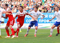 Воронежский «Факел» выиграл у лискинского «Локомотива»