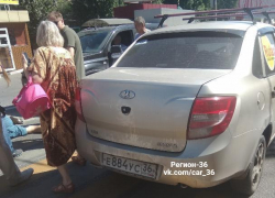 Полицейские опровергли сообщения очевидцев о ДТП с тремя пострадавшими