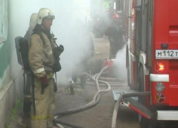 Банный комплекс загорелся в Коминтерновском районе Воронежа