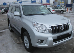 В Воронеже мужчина взял деньги за «Тойоту Лэнд Крузер» и перестал отвечать на звонки