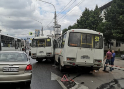 Борьба за 17 рублей обернулась аварией в центре Воронежа