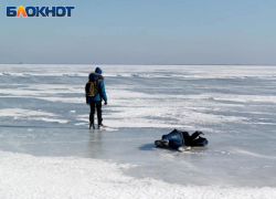 Из огня да в полынью: пожарные спасли воронежца, провалившегося под лед