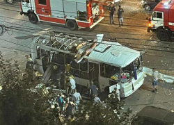 Первые минуты после взрыва автобуса сняли на видео в центре Воронежа
