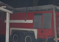 В Воронеже сгорел дотла дорогой внедорожник