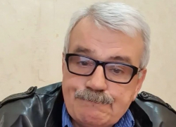 Причину сожжения цветов на памятнике Славы рассказал воронежец