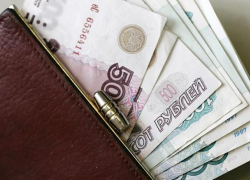 Кредит под 900% годовых взяла женщина в воронежской организации