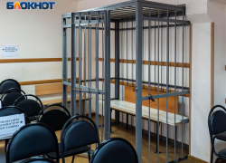 «Зубами снял кольцо»: обвиняемый в разбойном нападении воронежец ответит перед судом