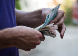 В коррупционный скандал на 11 млн рублей попало управление соцзащиты в Воронеже