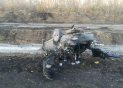  Полицейские показали снимки с перевернутым  Nissan Fuga  на воронежской трассе 
