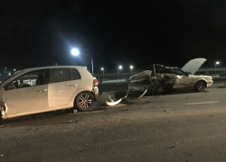 Компания пьяных воронежцев врезалась в иномарку в Железнодорожном районе: 7-летний ребёнок и остальные в больнице