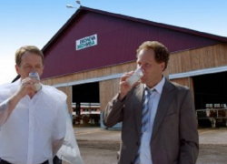 Завсегдатай «бала» губернатора столбит молочное место в Воронежской области