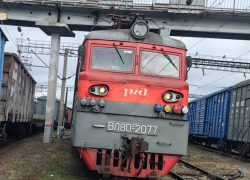 Угрожающие людям локомотивы эксплуатировали на железной дороге в Воронежской области