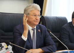 Покровитель Сомово с Боровым и спикер гордумы Владимир Ходырев отмечает 67-летие в Воронеже