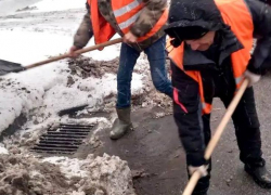 Почему воронежцам самим нужно убирать снег, объяснили в мэрии