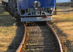 Пассажирский поезд сбил перебегающую пенсионерку в Воронежской области