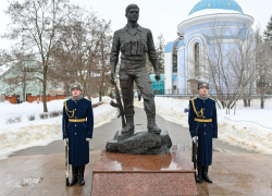 «Их подвиги бессмертны»: Гусев и Матузов обратились к воронежцам в день памяти воинов-интернационалистов