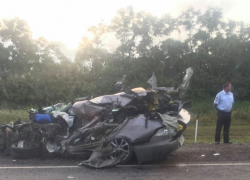 В чудовищной аварии на воронежской трассе погиб водитель иномарки