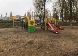 В махинациях на 600 тыс рублей с детской площадкой заподозрили подрядчика в Воронеже