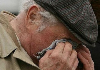 Пенсионера, мечтающего вылечить жену, мошенники обманули на 87,5 тыс рублей