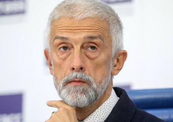 В борьбу с патриотом Бояковым бунтовщики МХАТа вмешивают Владимира Путина