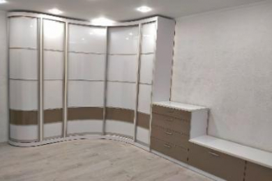 Радиусные шкафы на заказ