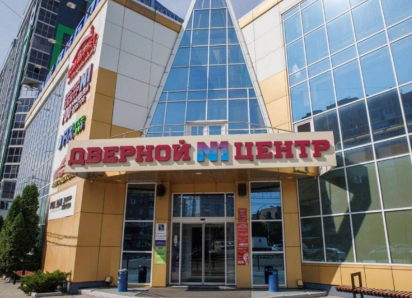 Гарантия, индивидуальный подход и подарок: где купить двери с выгодой в Воронеже