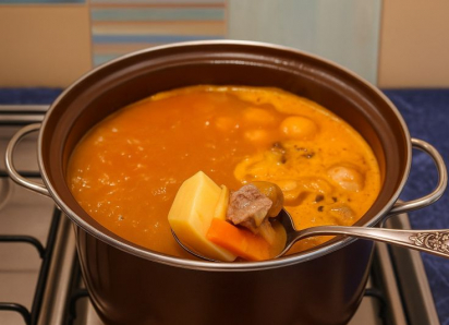 Что приготовить к Новому году: антипохмельный суп Пити