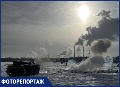 Грохот орудий на Петровской набережной: в Воронеже масштабной реконструкцией отметили 83-ю годовщину освобождения города